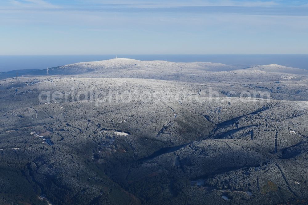 Aerial photograph Herzberg am Harz - White and snowy peaks des Harzes in the rocky and mountainous landscape in Herzberg am Harz in the state Lower Saxony