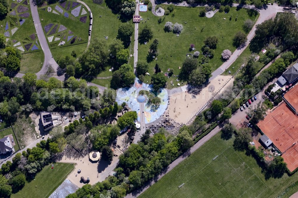 Aerial photograph Berlin - Worlds playground in the West of Britzer Garten Park in the borough of Britz in the district of Neukoelln in Berlin