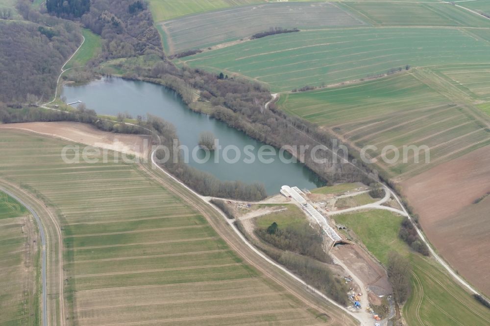 Friedland from the bird's eye view: Impoundment and shore areas at the lake Wendebachstausee in Friedland in the state Lower Saxony