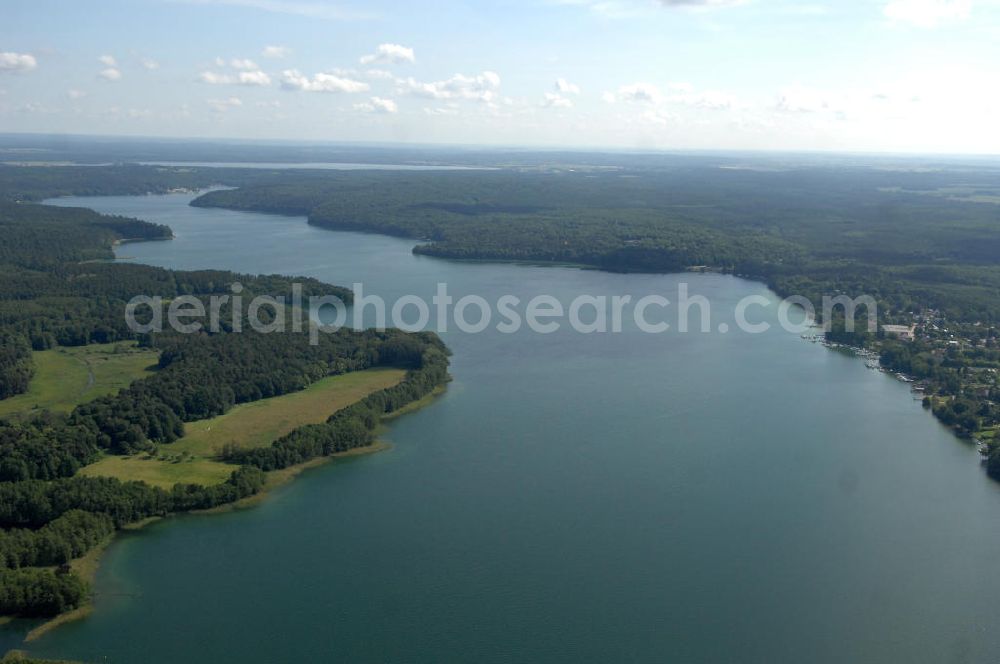 Aerial photograph Schorfheide - Blick auf den Werbellinsee im Landkreis Barnim in Brandenburg. Der Werbellinsee liegt im Biosphärenreservat Schorfheide-Chorin und ist der viertgrößte Natursee und der zweittiefste See Brandenburgs. Kontakt: EJB Werbellinsee GmbH, Tel. +49 (0) 333 636 297,