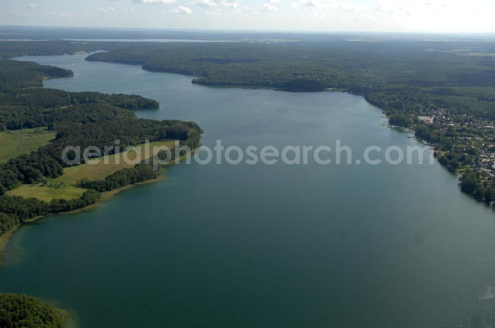 Schorfheide from above - Blick auf den Werbellinsee im Landkreis Barnim in Brandenburg. Der Werbellinsee liegt im Biosphärenreservat Schorfheide-Chorin und ist der viertgrößte Natursee und der zweittiefste See Brandenburgs. Kontakt: EJB Werbellinsee GmbH, Tel. +49 (0) 333 636 297,