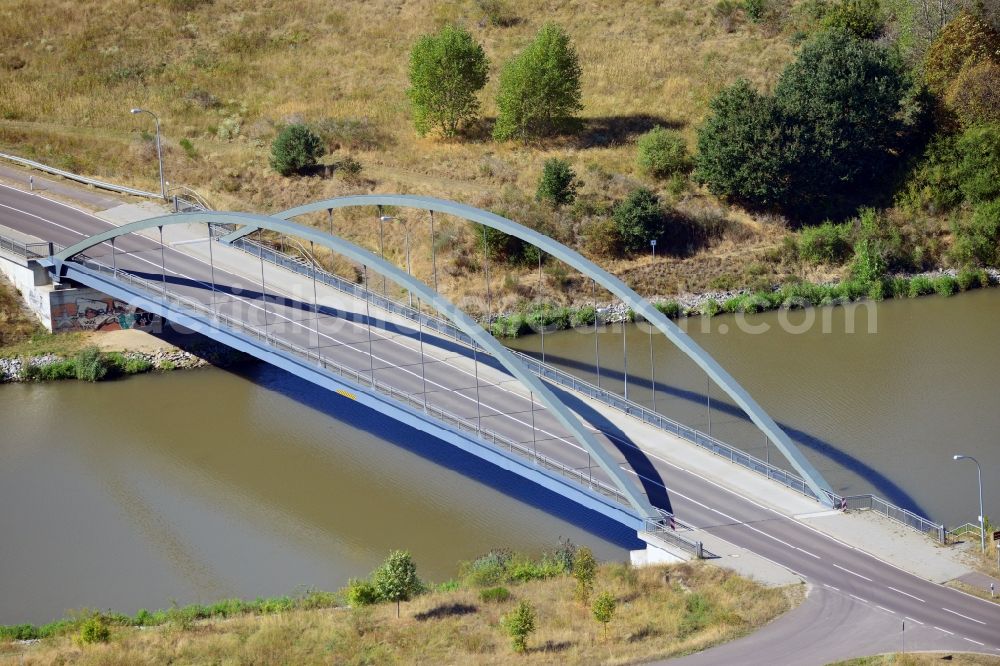 Aerial image Parey - Werder road bridge over the Elbe-Havel-Canel in Parey in the state Saxony-Anhalt