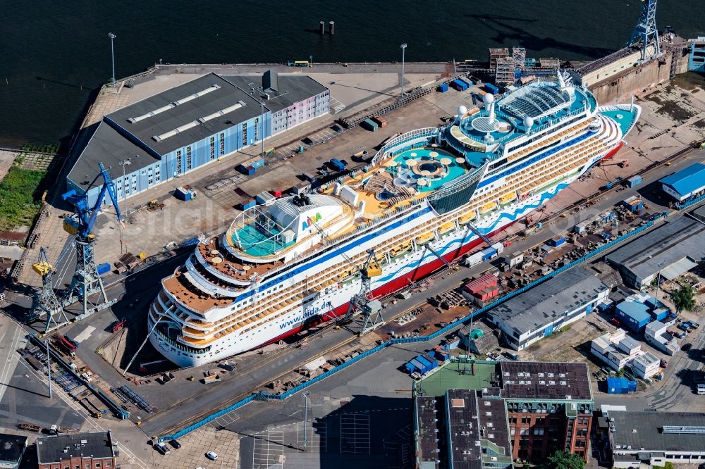 Hamburg from the bird's eye view: Shipyard with shipbuilding of Blohm + Voss Dock Elbe with AIDA mar in Hamburg, Germany