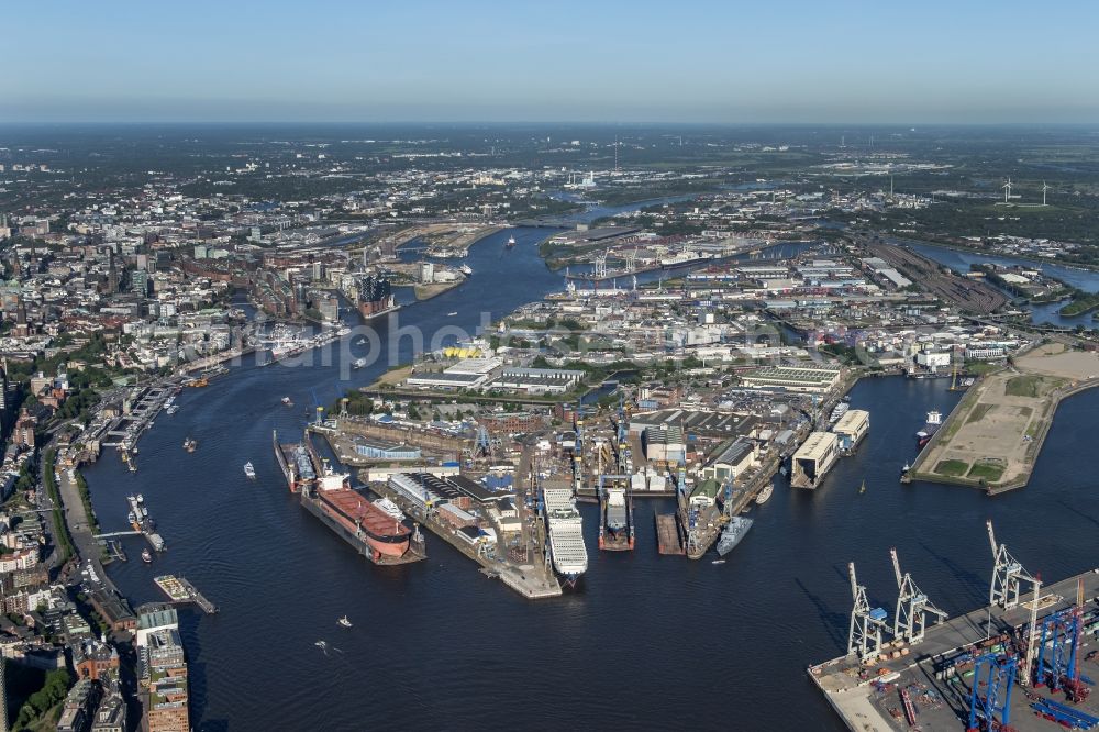 Aerial photograph Hamburg - Shipyard - site of the Blohm+Voss GmbH in Hamburg in Hamburg, Germany