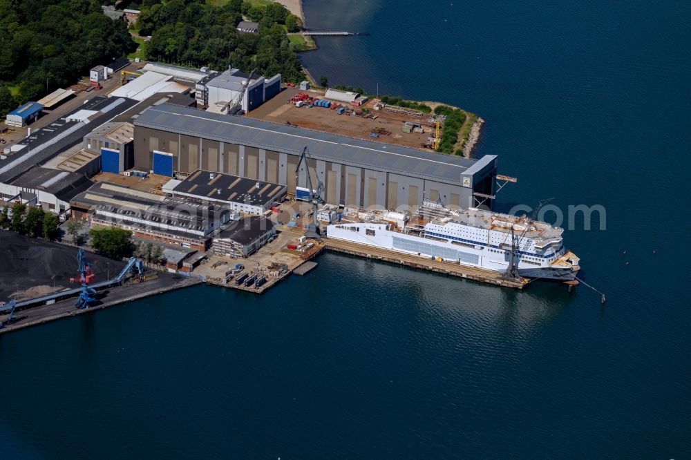 Flensburg from the bird's eye view: Shipyard - site of the Flensburger Schiffbau in the district Nordstadt in Flensburg in the state Schleswig-Holstein, Germany