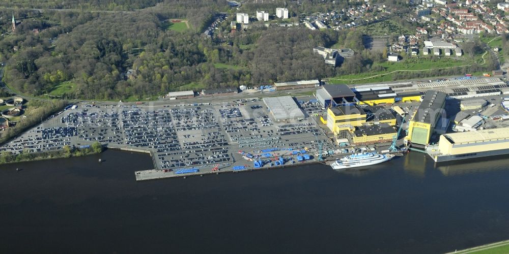 Lemwerder from the bird's eye view: Shipyard - site of the Fr. Luerssen Werft GmbH & Co.KG in Lemwerder in the state Lower Saxony