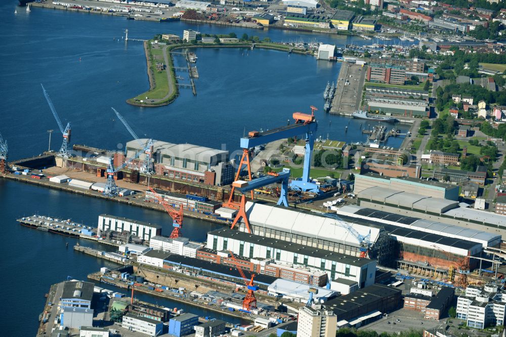 Kiel from the bird's eye view: Shipyard site of the shipyard thyssenkrupp Marine Systems GmbH on street Werftstrasse in Kiel in the state Schleswig-Holstein, Germany