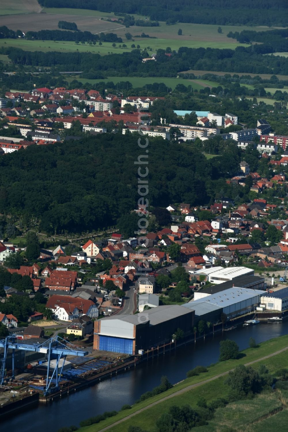 Aerial photograph Boizenburg/Elbe - Shipyard - site Boize River in Boizenburg/Elbe in the state Mecklenburg - Western Pomerania