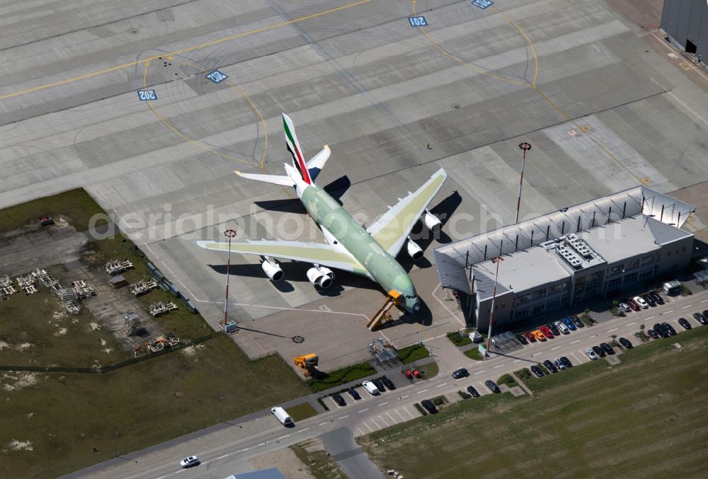 Aerial photograph Hamburg - Airfield Hamburg-Finkenwerder