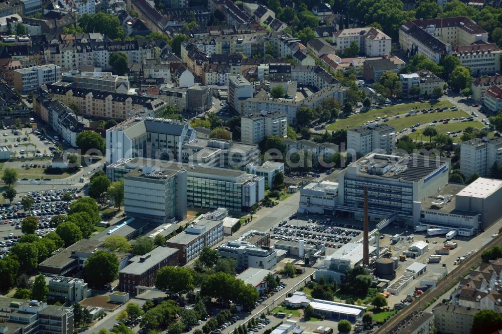 Aerial photograph Ludwigshafen am Rhein - Building and production halls on the premises of Abbvie GmbH & Co. KG on Knollstrasse in Ludwigshafen am Rhein in the state Rhineland-Palatinate