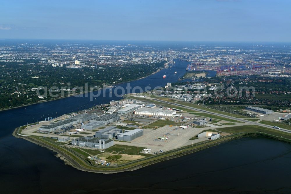 Aerial image Hamburg Finkenwerder - Airfield Hamburg-Finkenwerder