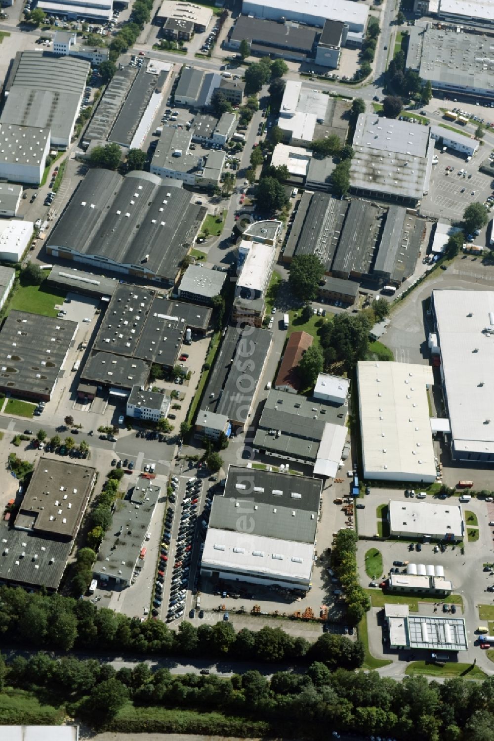 Reinbek from above - Building and production halls on the premises of Amandus Kahl GmbH & Co. KG an der Dieselstrasse in Reinbek in the state Schleswig-Holstein