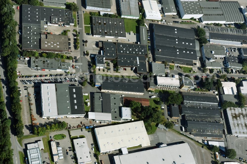 Reinbek from the bird's eye view: Building and production halls on the premises of Amandus Kahl GmbH & Co. KG an der Dieselstrasse in Reinbek in the state Schleswig-Holstein