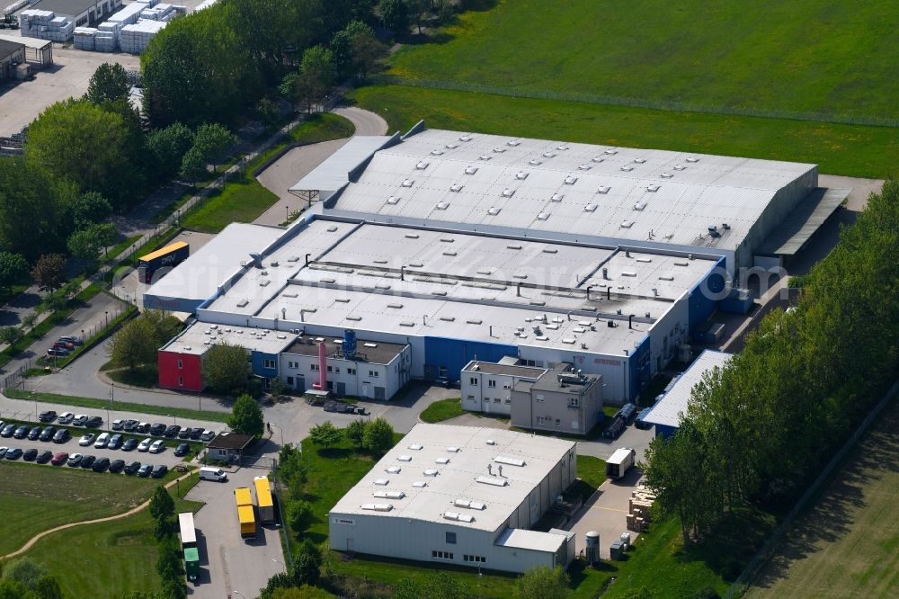 Aerial image Märkisch Linden - Building and production halls on the premises of Atotech Deutschland GmbH on Ahornallee in Maerkisch Linden in the state Brandenburg, Germany