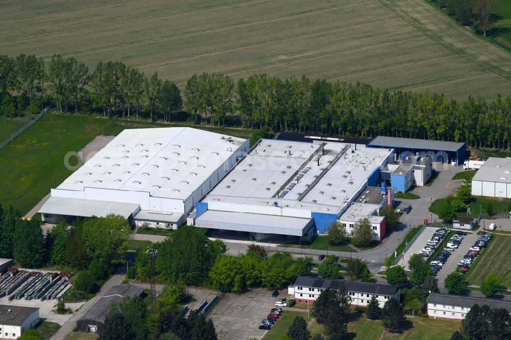 Märkisch Linden from the bird's eye view: Building and production halls on the premises of Atotech Deutschland GmbH on Ahornallee in Maerkisch Linden in the state Brandenburg, Germany