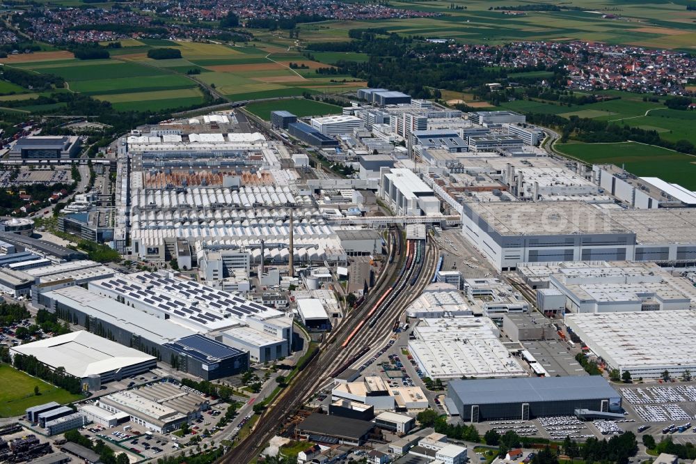 Aerial photograph Ingolstadt - Building and production halls on the premises of AUDI AG on Ettinger Strasse in Ingolstadt in the state Bavaria