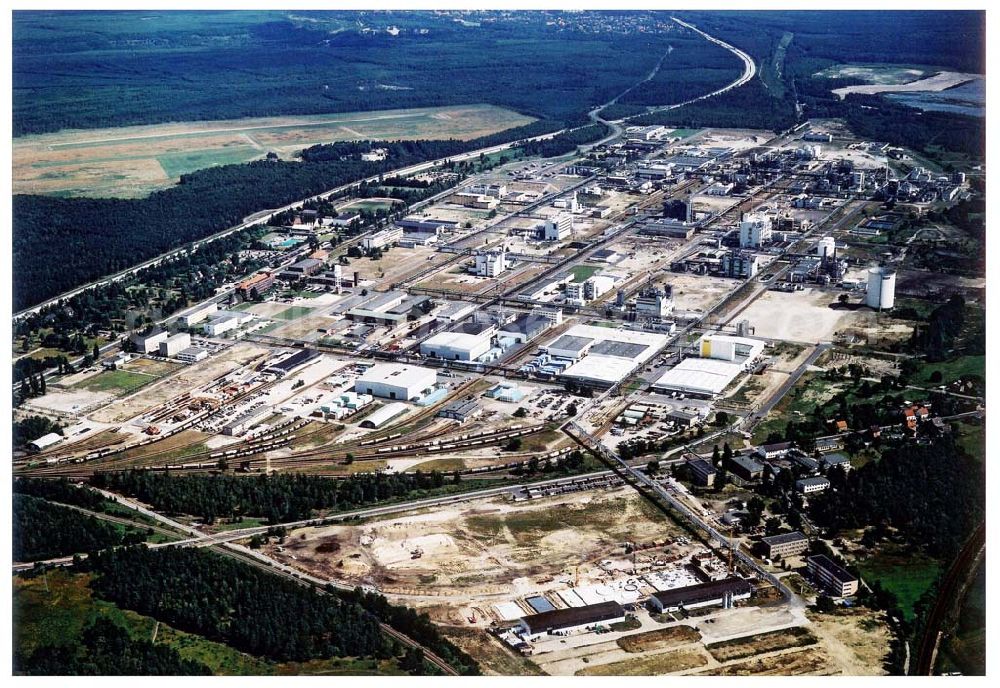 Aerial photograph Schwarzheide / BRB - Werksgelände der BASF - Schwarzheide mit Erweiterungsbaustelle.