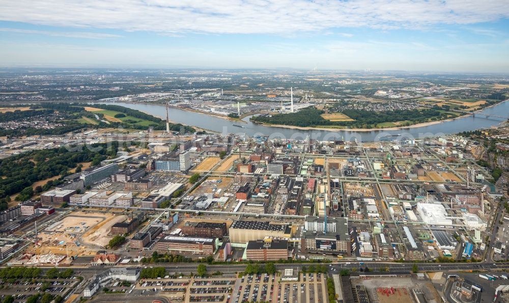 Aerial image Leverkusen - Building and production halls on the premises of TERRITORY CTR GmbH in the district Wiesdorf in Leverkusen in the state North Rhine-Westphalia, Germany