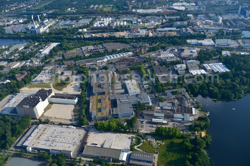 Berlin Spandau from the bird's eye view: View of the BMW factory in the district of Spandau in Berlin