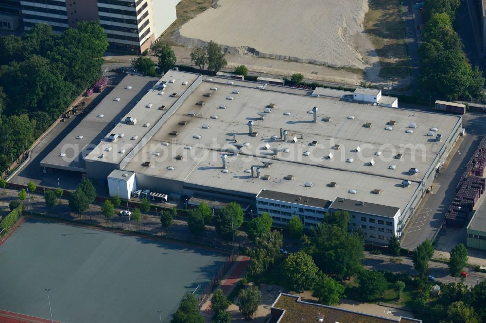 Aerial photograph Berlin Spandau - View of the BMW factory in the district of Spandau in Berlin