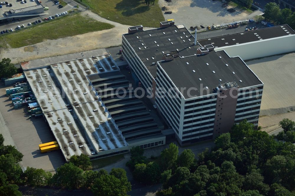 Berlin Spandau from the bird's eye view: View of the BMW factory in the district of Spandau in Berlin