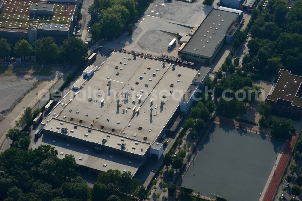 Aerial photograph Berlin Spandau - View of the BMW factory in the district of Spandau in Berlin