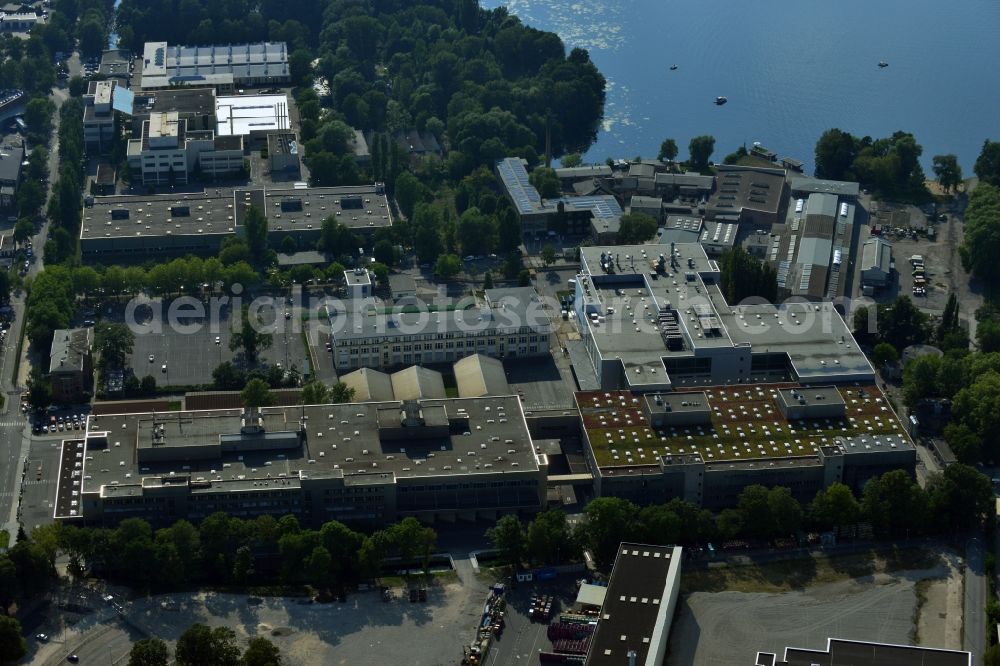 Aerial photograph Berlin Spandau - View of the BMW factory in the district of Spandau in Berlin