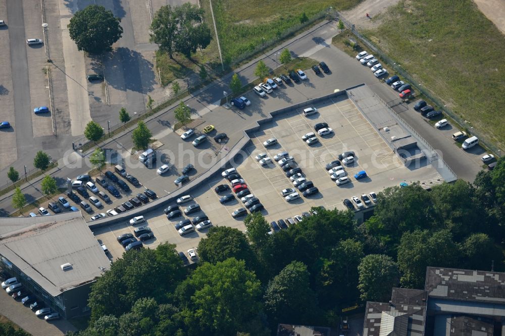 Berlin Spandau from the bird's eye view: View of the BMW factory in the district of Spandau in Berlin