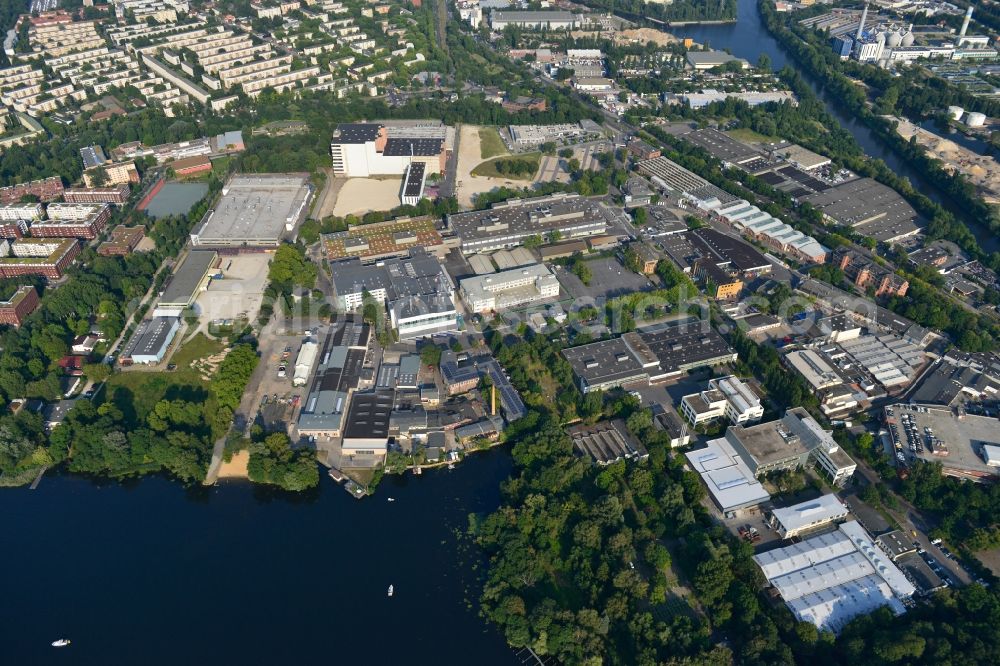 Berlin Spandau from the bird's eye view: View of the BMW factory in the district of Spandau in Berlin