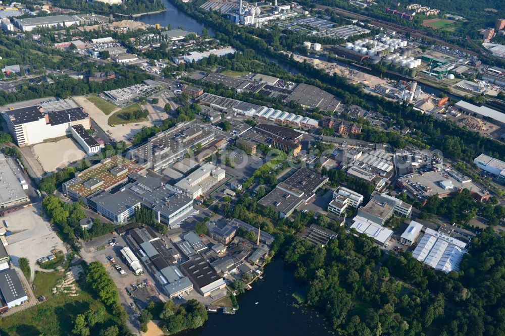 Aerial photograph Berlin Spandau - View of the BMW factory in the district of Spandau in Berlin