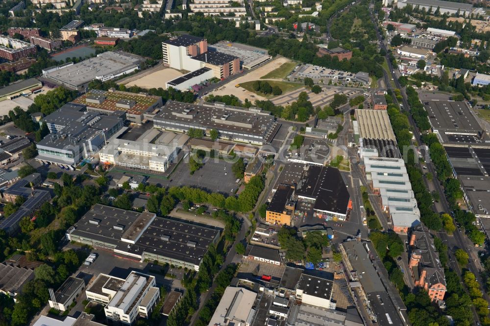 Aerial photograph Berlin Spandau - View of the BMW factory in the district of Spandau in Berlin