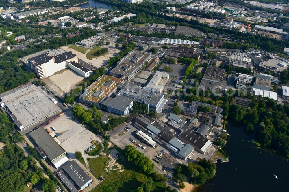 Aerial photograph Berlin Spandau - View of the BMW factory in the district of Spandau in Berlin