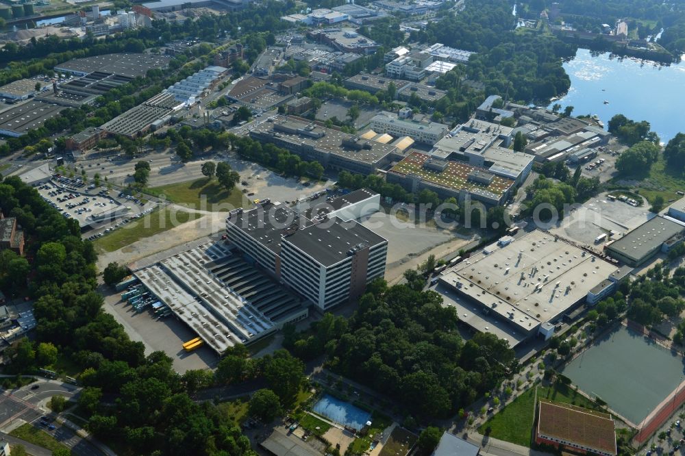 Berlin Spandau from the bird's eye view: View of the BMW factory in the district of Spandau in Berlin