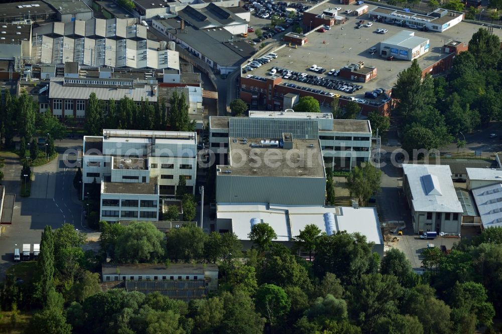 Berlin Spandau from the bird's eye view: View of the BMW factory in the district of Spandau in Berlin