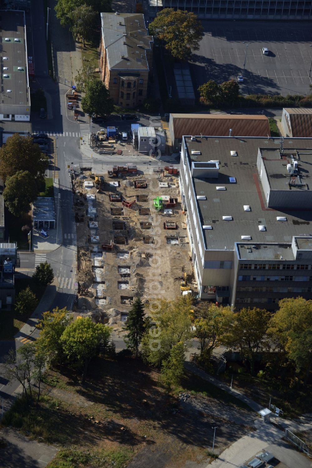 Aerial image Berlin - View of the BMW factory in the district of Spandau in Berlin