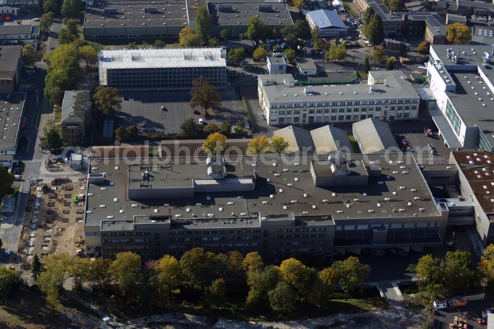 Aerial photograph Berlin - View of the BMW factory in the district of Spandau in Berlin