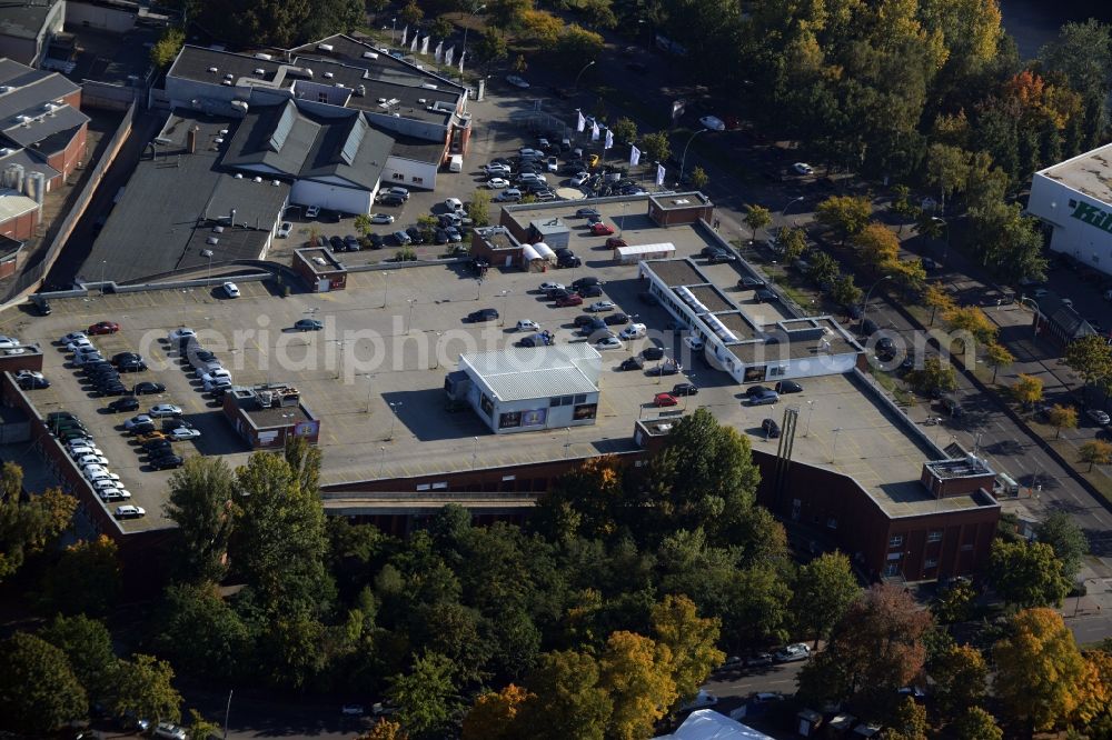 Aerial image Berlin - View of the BMW factory in the district of Spandau in Berlin