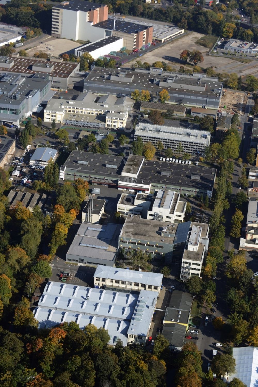 Aerial image Berlin - View of the BMW factory in the district of Spandau in Berlin