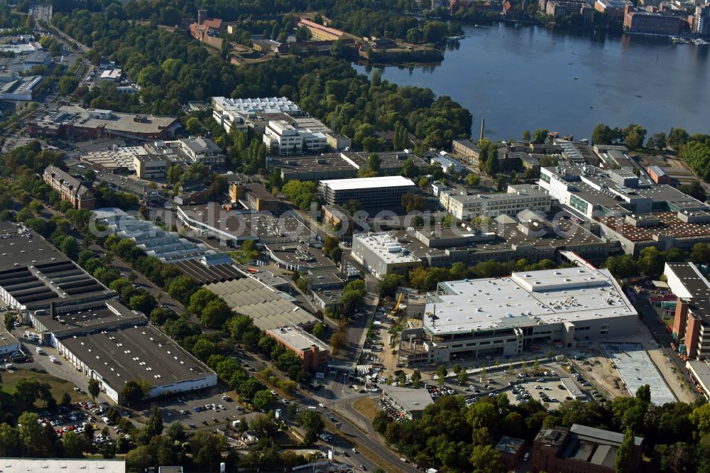 Aerial image Berlin - Factory area of the Bayerische Motoren Werke of BMW AG motorcycle plant at the Juliusturm in the district of Spandau in Berlin, Germany