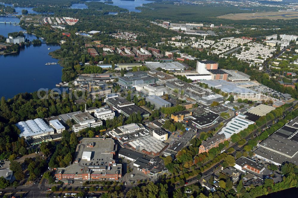 Aerial image Berlin - Factory area of the Bayerische Motoren Werke of BMW AG motorcycle plant at the Juliusturm in the district of Spandau in Berlin, Germany