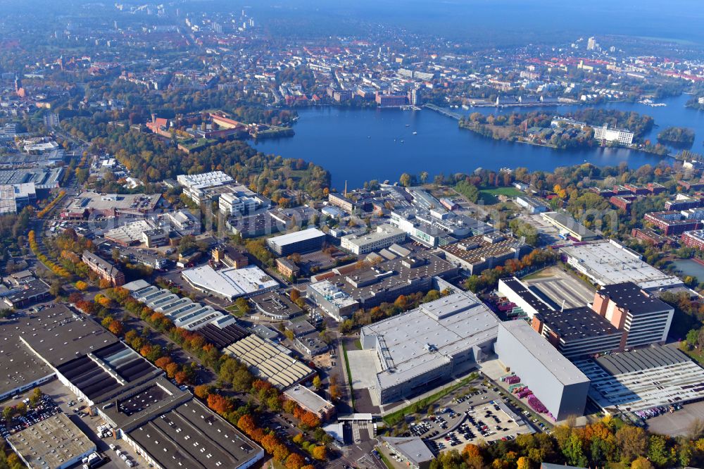 Aerial image Berlin - Factory area of the Bayerische Motoren Werke of BMW AG motorcycle plant at the Juliusturm in the district of Spandau in Berlin, Germany