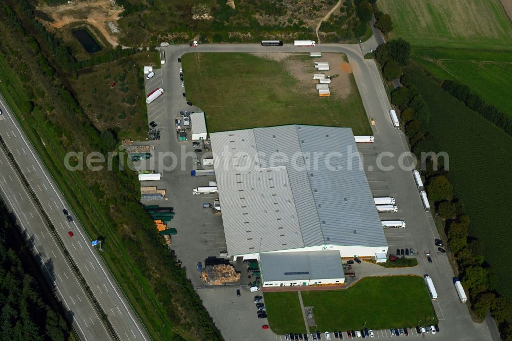 Aerial image Seevetal - Building and production halls on the premises of BEHR AG on Brackeler Strasse - Hanstedter Strasse in Seevetal in the state Lower Saxony, Germany