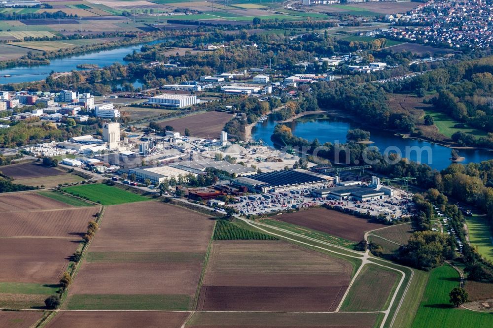 Aerial image Lampertheim - Building and production halls on the premises of Betonwerk Pfenning GmbH and Riva Stahl GmbH factory Lampertheim in Lampertheim in the state Hesse, Germany