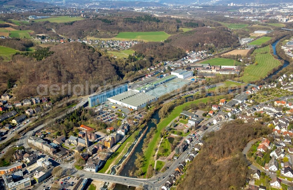 Aerial photograph Hagen - Building and production halls on the premises of Bilstein Handel KG Im Weinhof in the district Hohenlimburg in Hagen in the state North Rhine-Westphalia