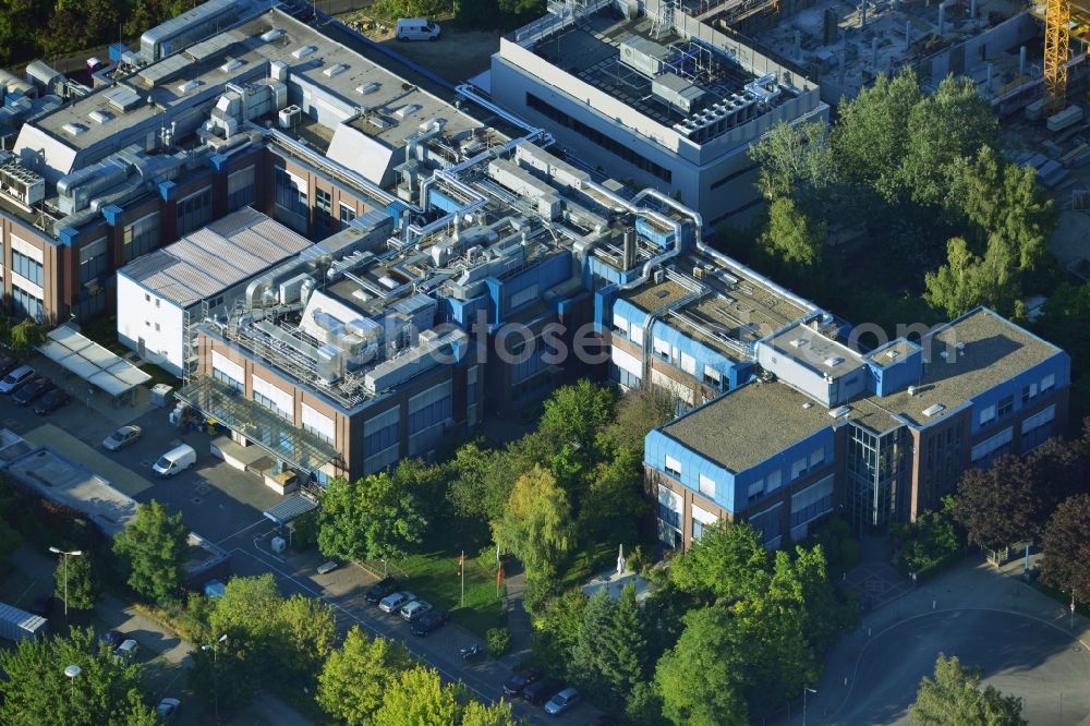 Berlin Neukölln from the bird's eye view: The premises of BIOTRONIK SE & Co. KG in Woermannkehre in Berlin Neukölln