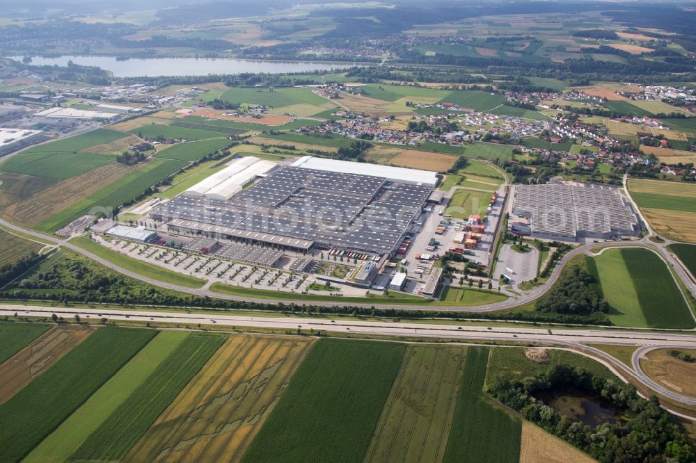 Aerial photograph Dingolfing - Building and production halls on the premises of BMW facility in Dingolfing in the state Bavaria