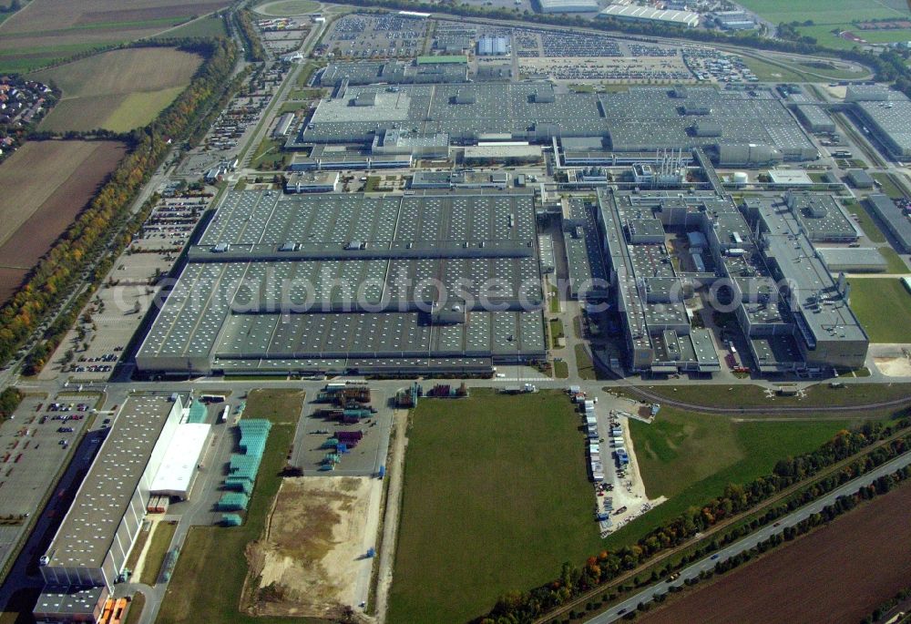 Aerial image Dingolfing - Building and production halls on the premises of BMW facility in Dingolfing in the state Bavaria