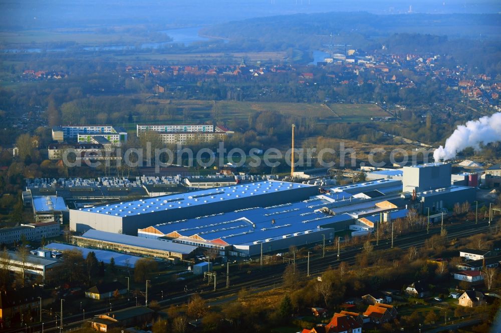 Boizenburg/Elbe from above - Building and production halls on the premises of Boizenburg Fliesen GmbH on Bahnhofstrasse in the district Bahlen in Boizenburg/Elbe in the state Mecklenburg - Western Pomerania, Germany