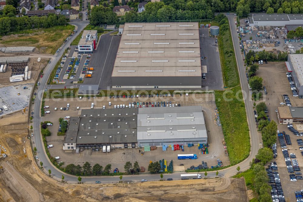 Bochum from the bird's eye view: Building and production halls on the premises BROCK Kehrtechnik GmbH in the district Werne in Bochum at Ruhrgebiet in the state North Rhine-Westphalia, Germany