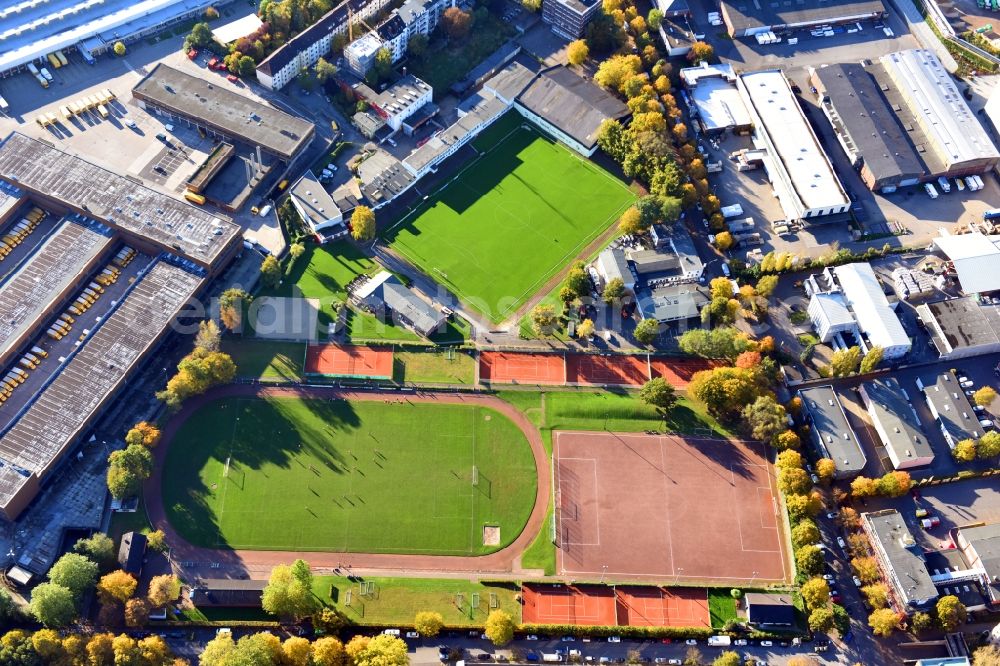 Hamburg from the bird's eye view: Building and production halls on the premises of BRUNS & MOeLLENDORFF GMBH & CO. KG on Waidmannstrasse in the district Altona in Hamburg, Germany